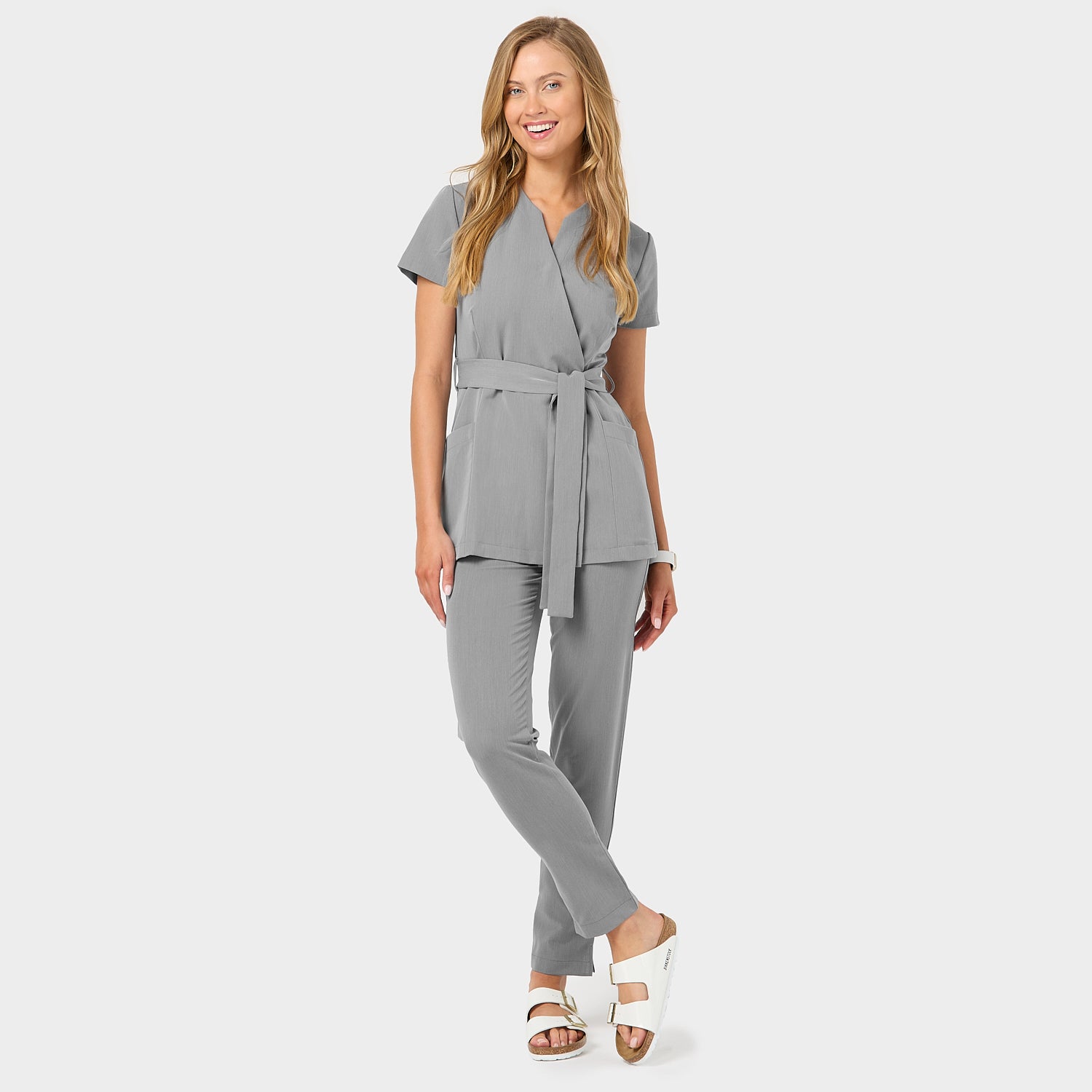 Fartuszek medyczny Sophia w kolorze Misty Grey - widok przodem