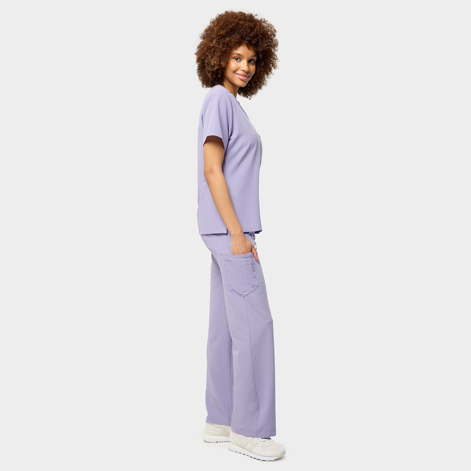 Spodnie medyczne damskie szerokie - SOFT LILAC