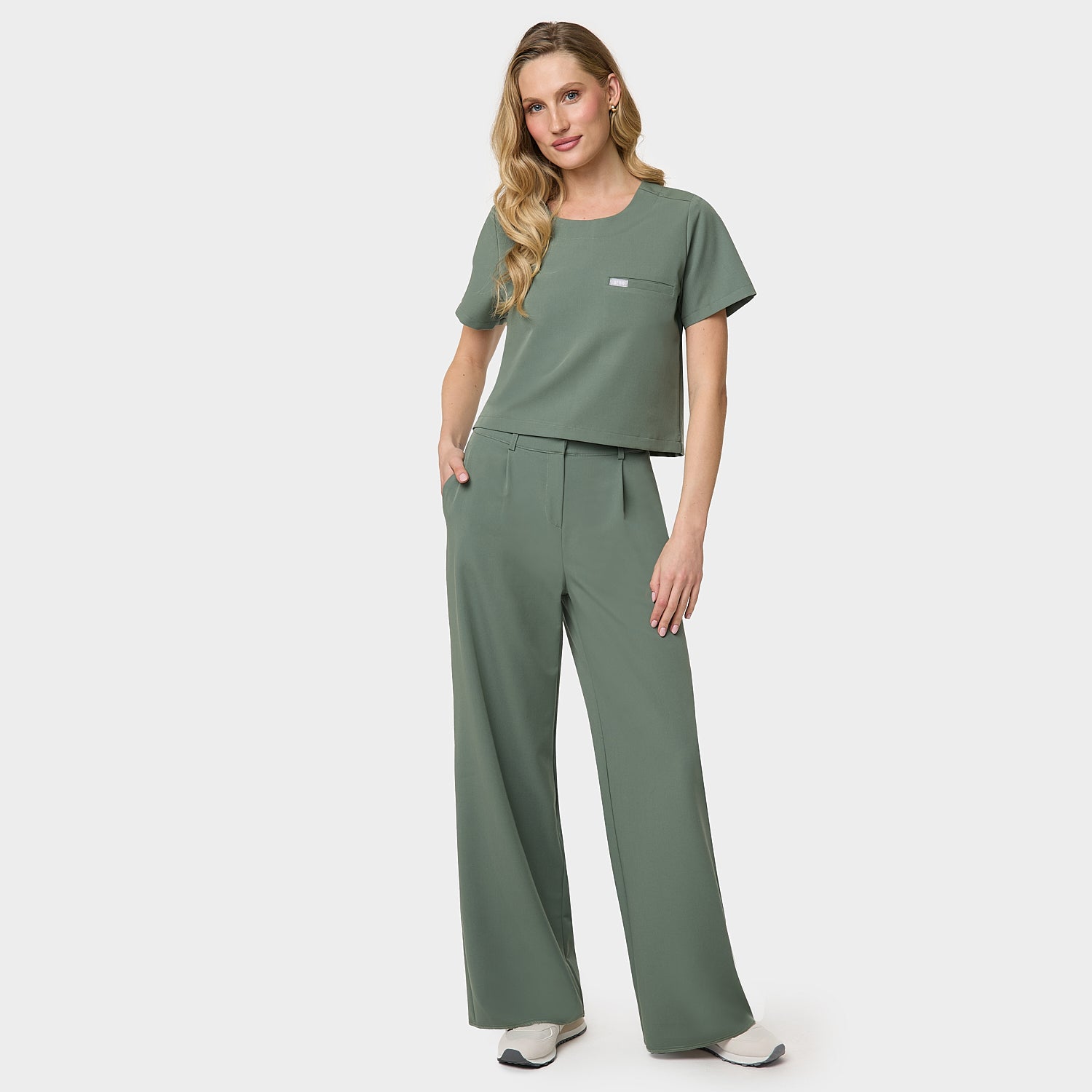 Bluza medyczna damska GAJA - EUCALYPTUS GREEN