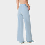 Damskie spodnie medyczne z szerokimi nogawkami Aura w odcieniu Baby Blue - Vena Uniformy