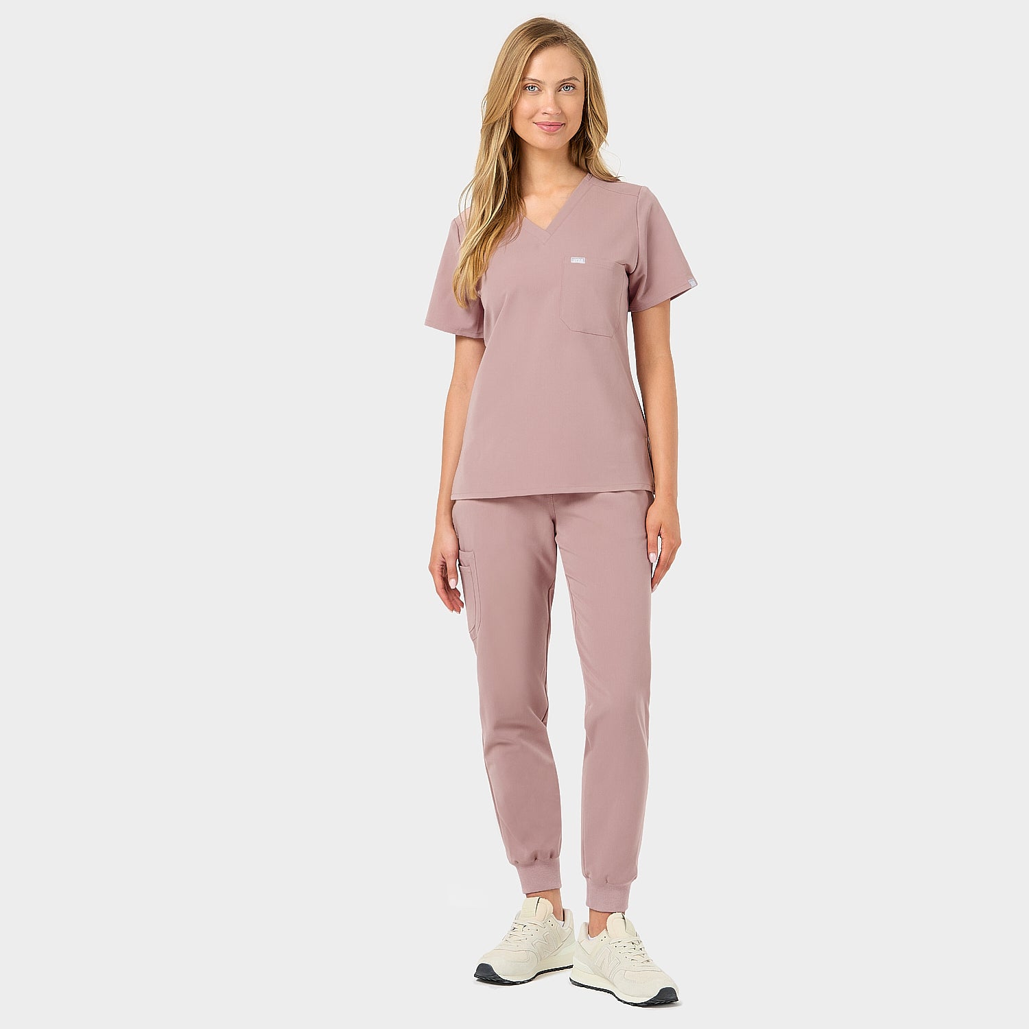 Bluza medyczna Aria w kolorze Dusty Pink - widok z przodu